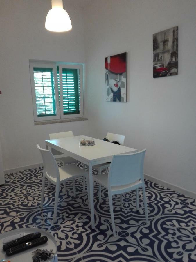 Villa Capozafferano Santa Flavia Esterno foto