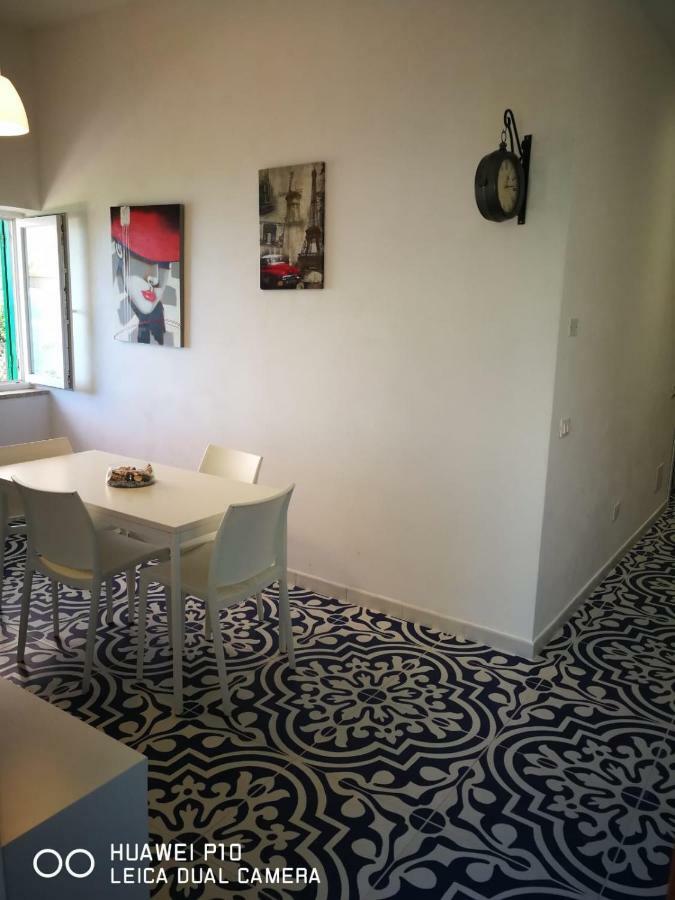 Villa Capozafferano Santa Flavia Esterno foto